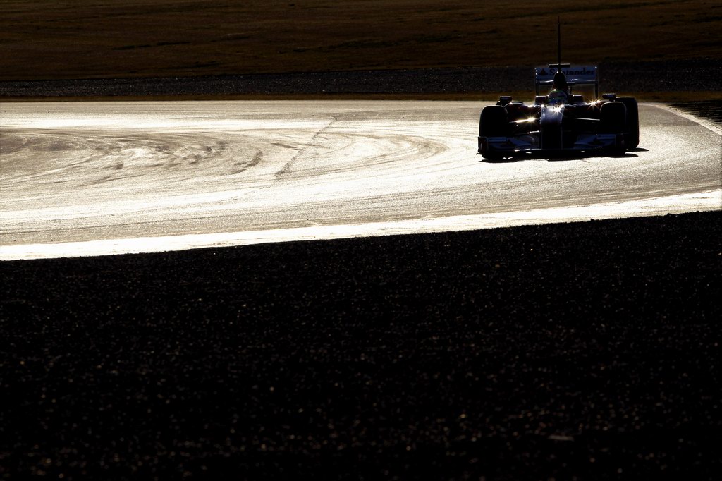 Test Valencia primi km, 2010 Formula One Testing
Valencia, Spain.
1st February 2010.
Felipe Massa, Ferrari F10. Action.
World Copyright: Glenn Dunbar/LAT Photographic 
ref: Digital Image _G7C9941
